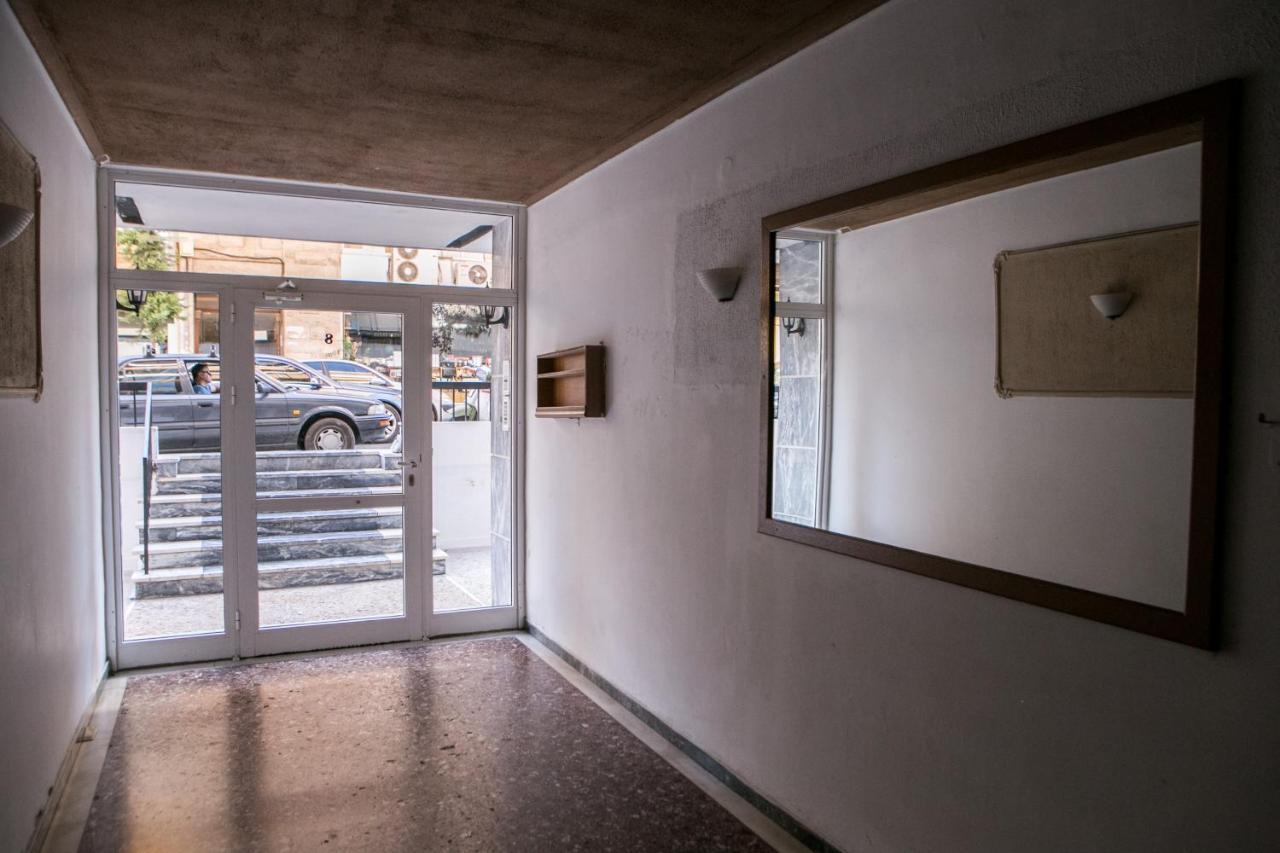 Best House, Anakreontos, Perivolaki, Nikaia, P... Πειραιάς Εξωτερικό φωτογραφία