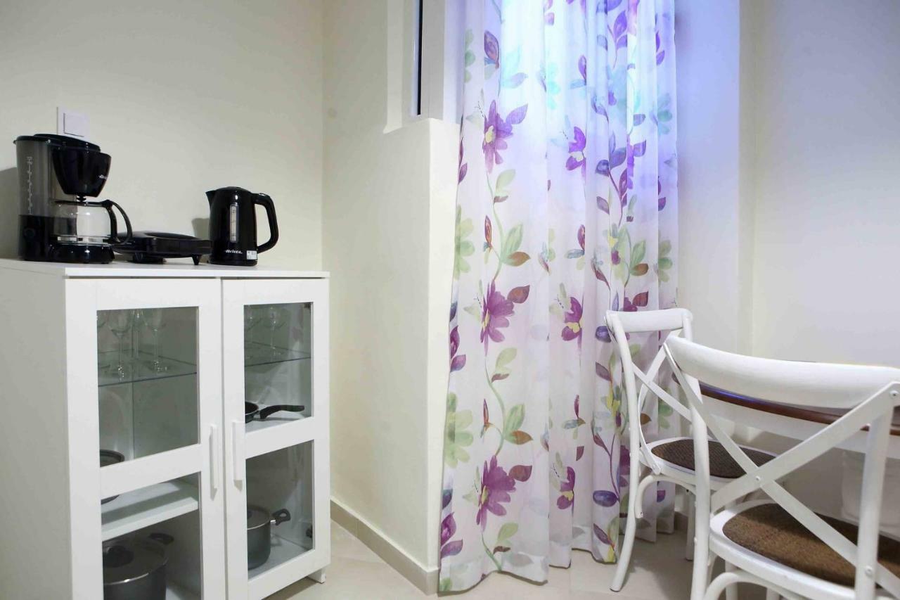 Best House, Anakreontos, Perivolaki, Nikaia, P... Πειραιάς Εξωτερικό φωτογραφία