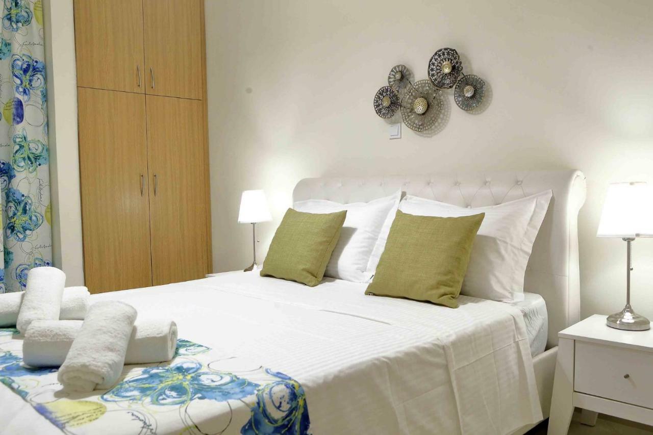 Best House, Anakreontos, Perivolaki, Nikaia, P... Πειραιάς Εξωτερικό φωτογραφία